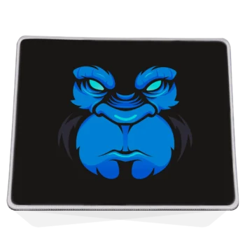 Muismat met Boze Gorilla ontwerp in blauw op zwarte achtgergrond, vooraanzicht.