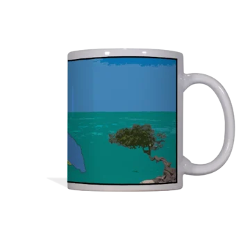 Linker zijanzicht witte keramische mok met Aruba ontwerp: eilandsilhouet in vlagkleuren (blauw, geel, rood), officieel wapen, Californië vuurtoren en divi-divi boom op turquoise en blauwe achtergrond